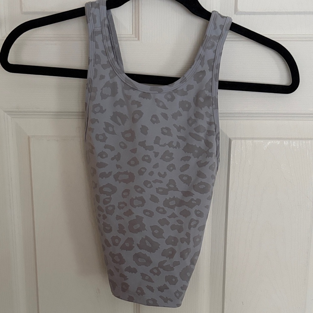 Beyond Yoga Studio Crop Tank in Gray Leopard